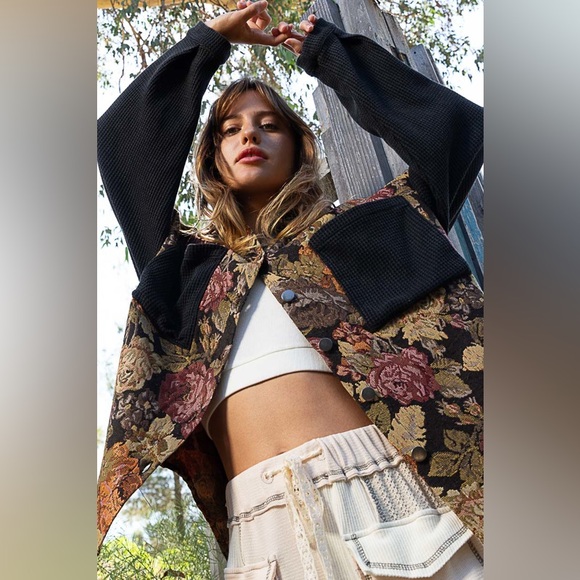 NEW POL Black Tan Jacquard Floral Printed Shacket Shirt Jacket Size Large - Picture 4 of 6